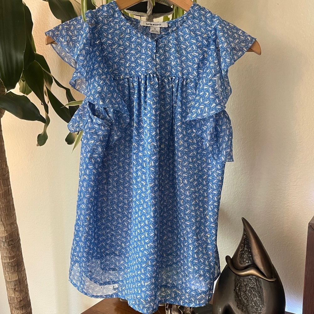 Revolve Sabina Musayev Caribbean chiffon Malaga Top in Blue Print
Rare!
